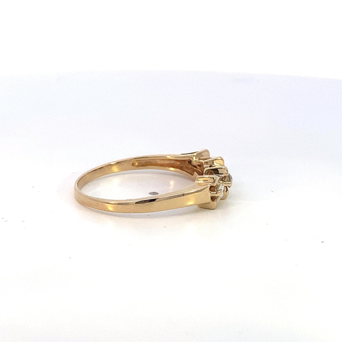 Estate 14K Yellow Gold .33ctw Chevron Diamond Fashion Ring
