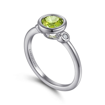 Gabriel Sterling Silver 0.89ctw Three Stone Style Peridot and Diamond Ring