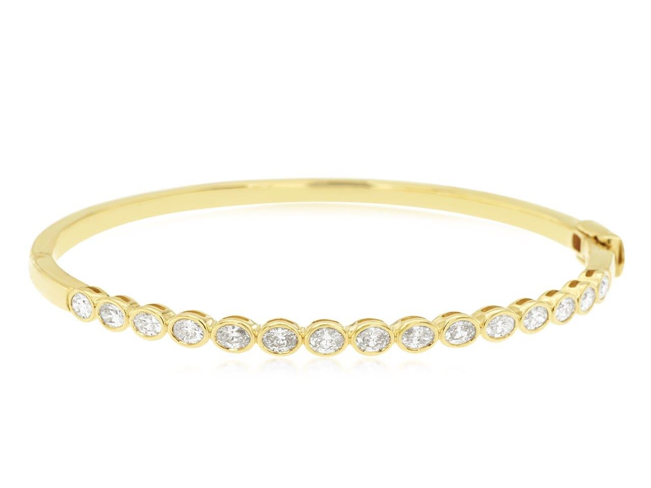 14K Yellow Gold 1.35ctw 7" Bangle Style Diamond Bracelet