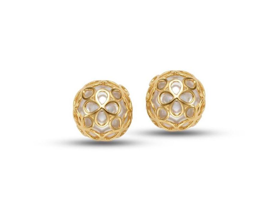 Estate 14K Yellow Gold Stud Style Earrings Featuring Freshwater Pearls